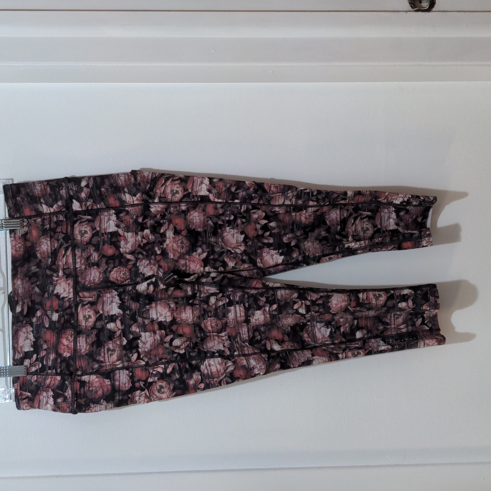 EUC Lululemon Fast and Free 19 inch Capri Leggings